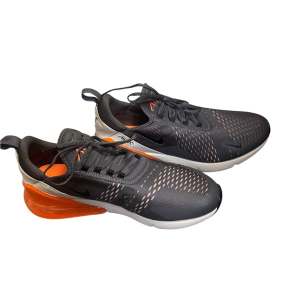 NIKE AIR MAX 270 Thunder
Grey Total Orange Men’s SZ 12 Athletic Shoe EUC - Picture 9 of 15